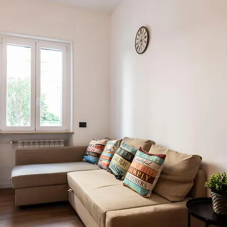 Cicero Apartment *